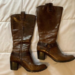born brown size 6.5 heeled boots